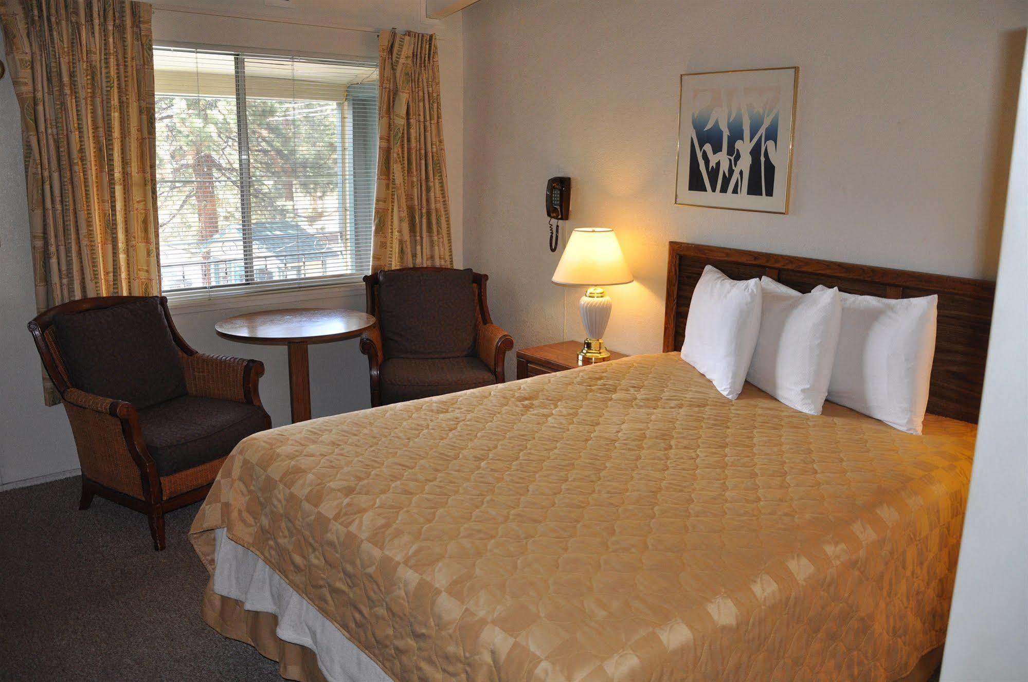 Cedar Inn&Suites South Lake Tahoe Buitenkant foto